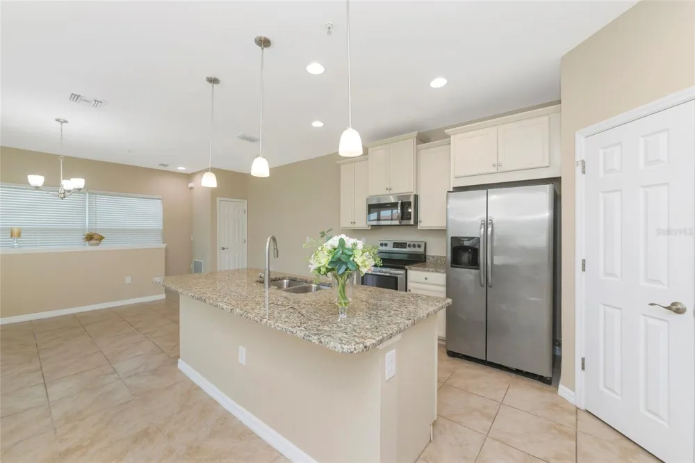 4296 EXPEDITION WAY #104 Osprey, FL 34229