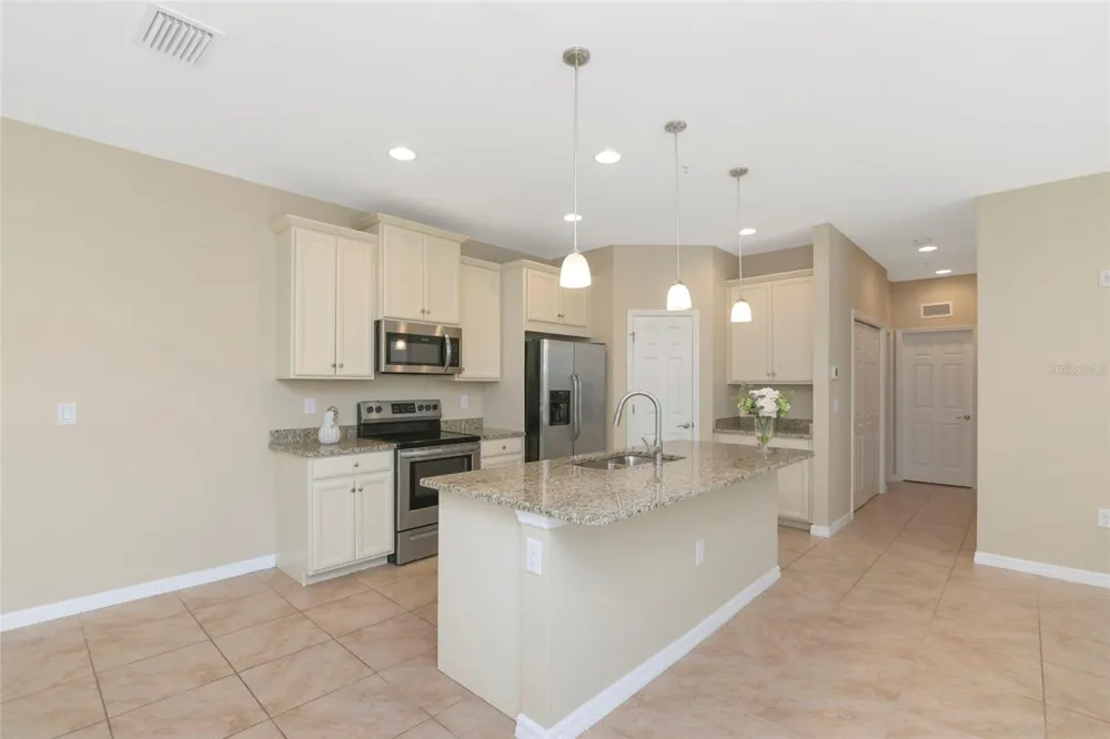 4296 EXPEDITION WAY #104 Osprey, FL 34229