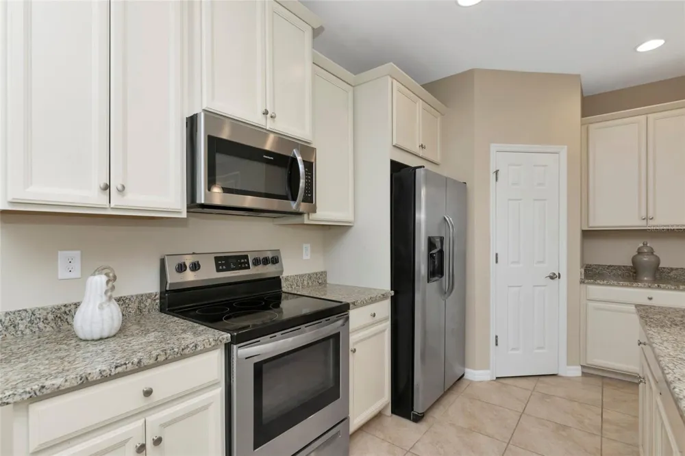 4296 EXPEDITION WAY #104 Osprey, FL 34229