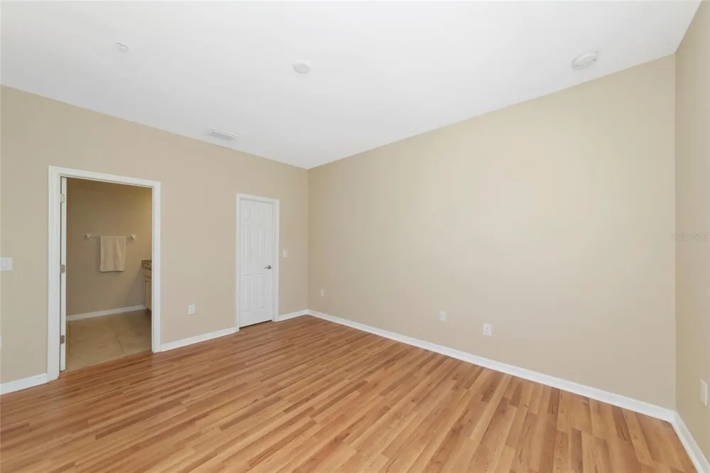 4296 EXPEDITION WAY #104 Osprey, FL 34229