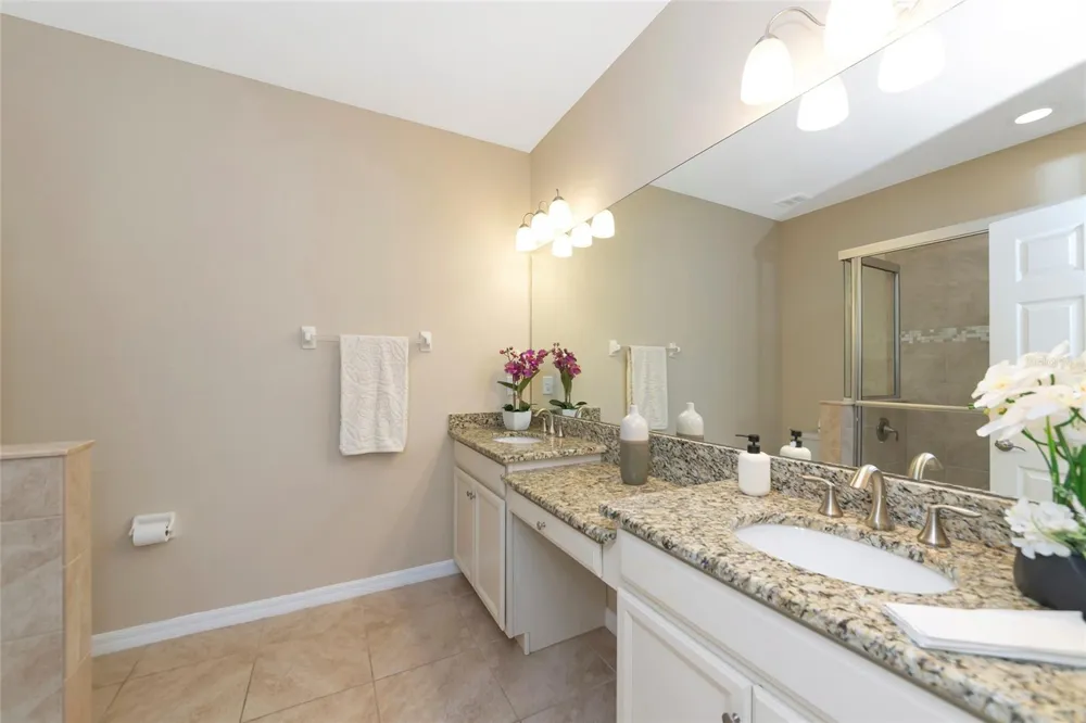4296 EXPEDITION WAY #104 Osprey, FL 34229