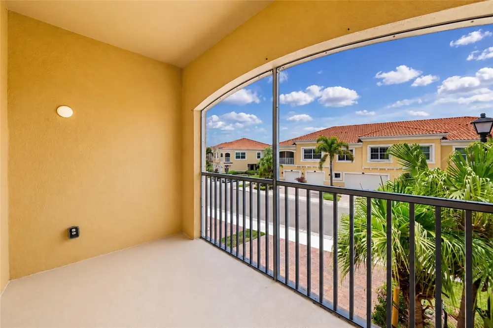 4296 EXPEDITION WAY #104 Osprey, FL 34229