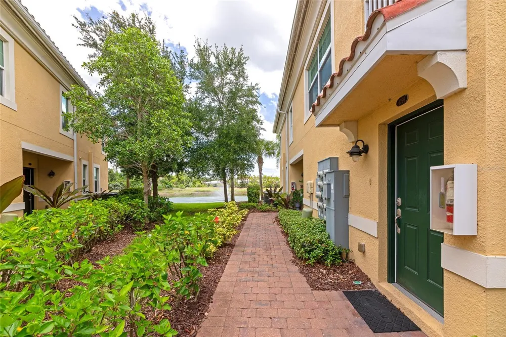 4296 EXPEDITION WAY #104 Osprey, FL 34229