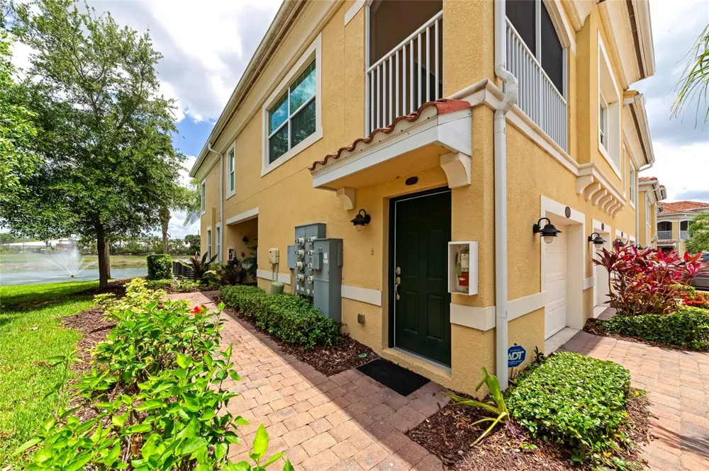 4296 EXPEDITION WAY #104 Osprey, FL 34229
