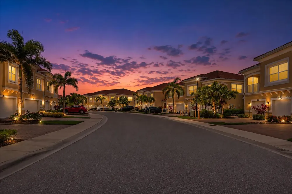 4296 EXPEDITION WAY #104 Osprey, FL 34229