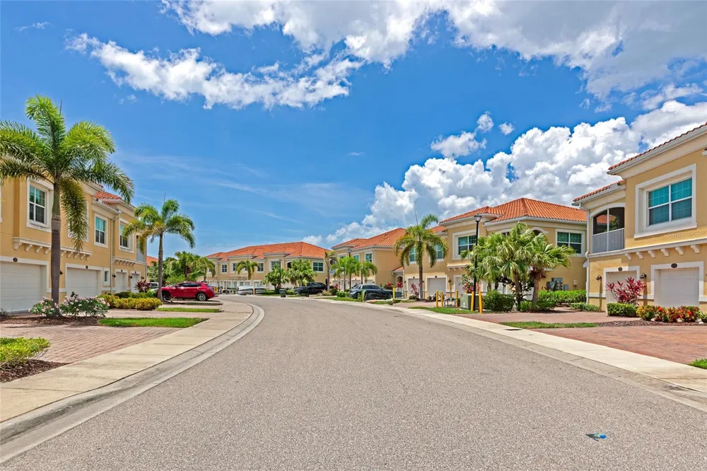 4296 EXPEDITION WAY #104 Osprey, FL 34229
