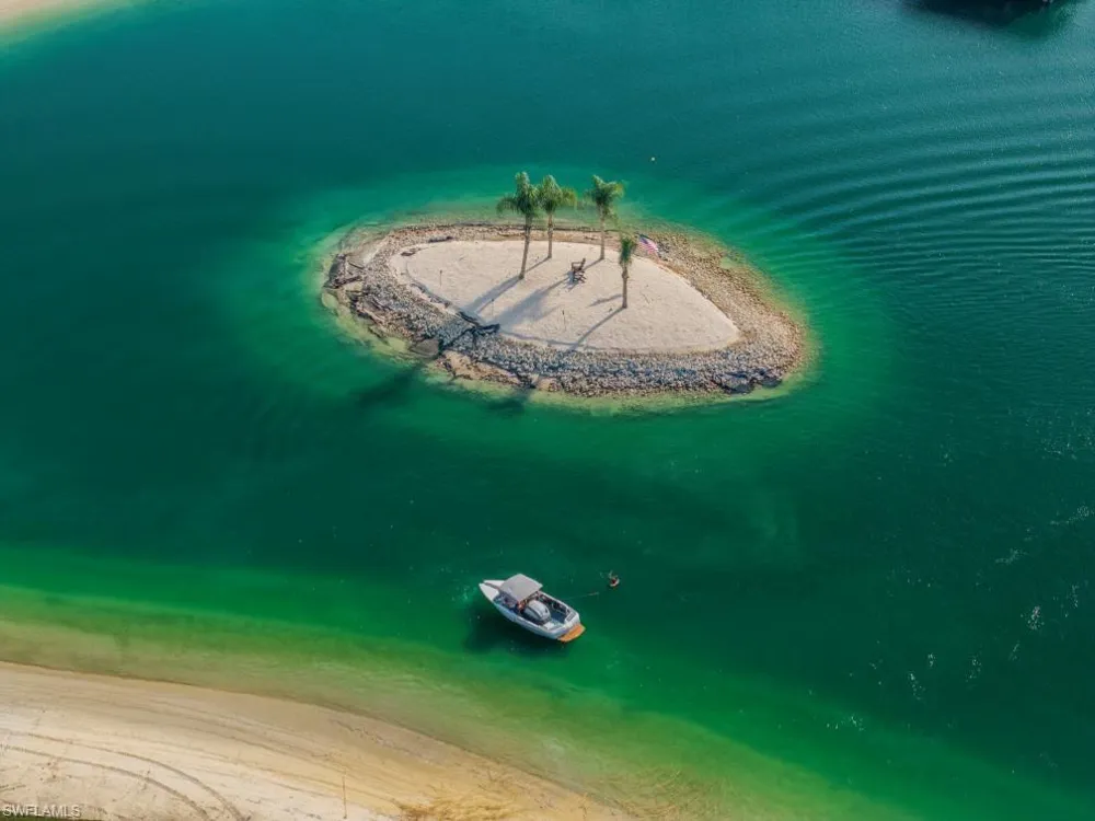 20200 Slalom Course Court Estero, FL 33928