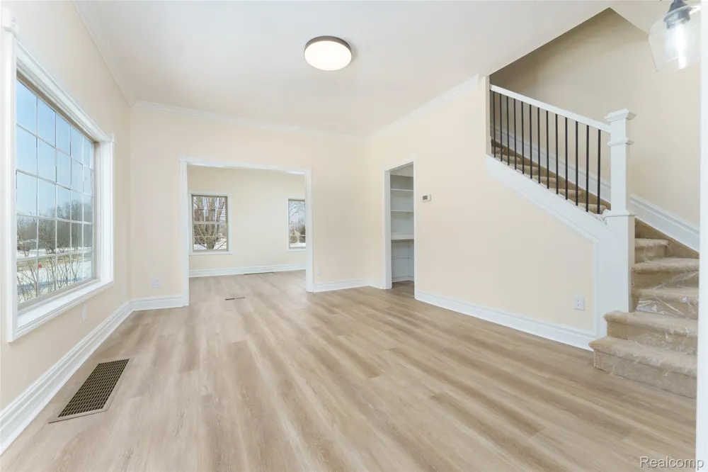 3342 Oak Grove Road Howell Township, MI 48855