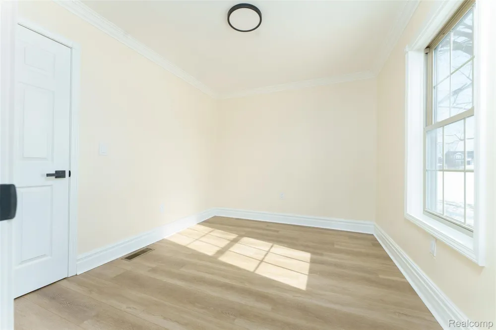 3342 Oak Grove Road Howell Township, MI 48855