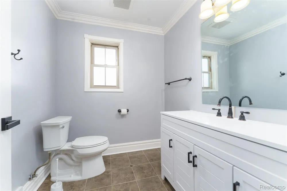 3342 Oak Grove Road Howell Township, MI 48855