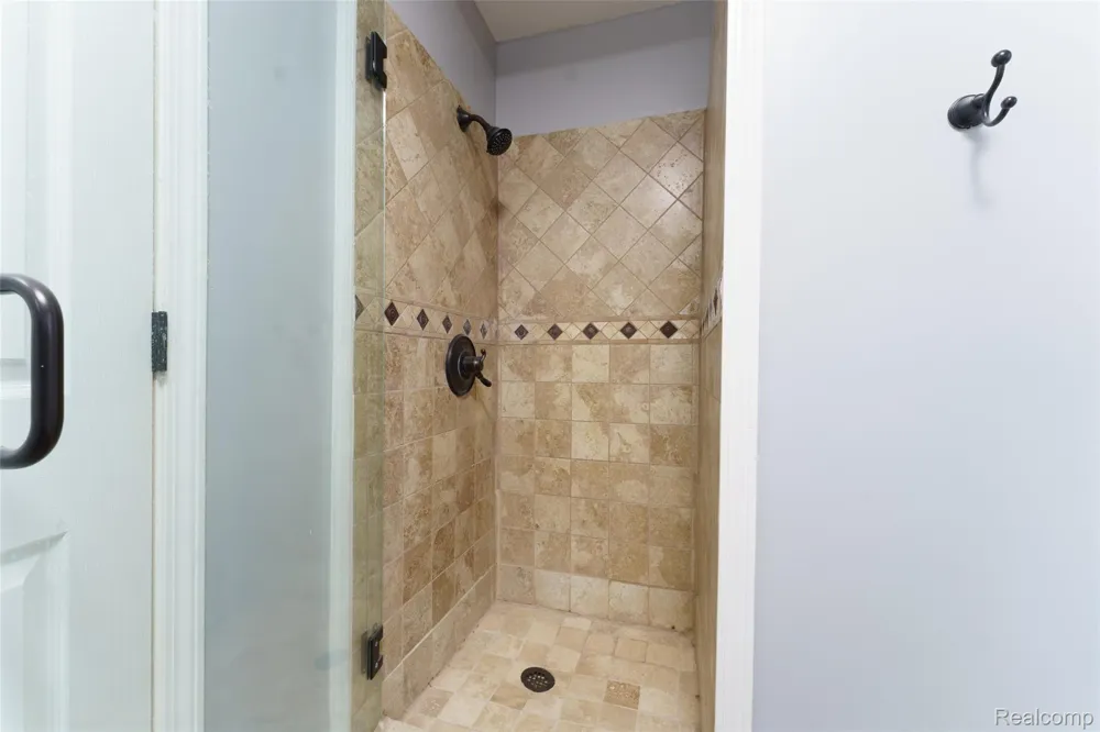 3342 Oak Grove Road Howell Township, MI 48855