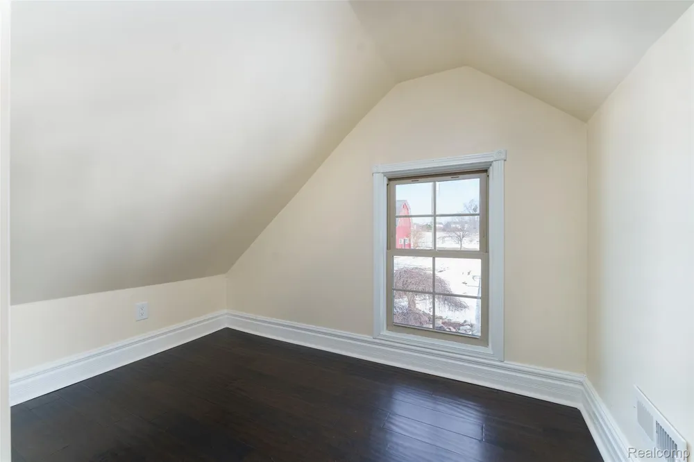 3342 Oak Grove Road Howell Township, MI 48855