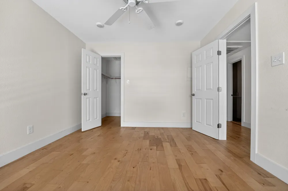 909 Reinli Street #240 Austin, TX 78751