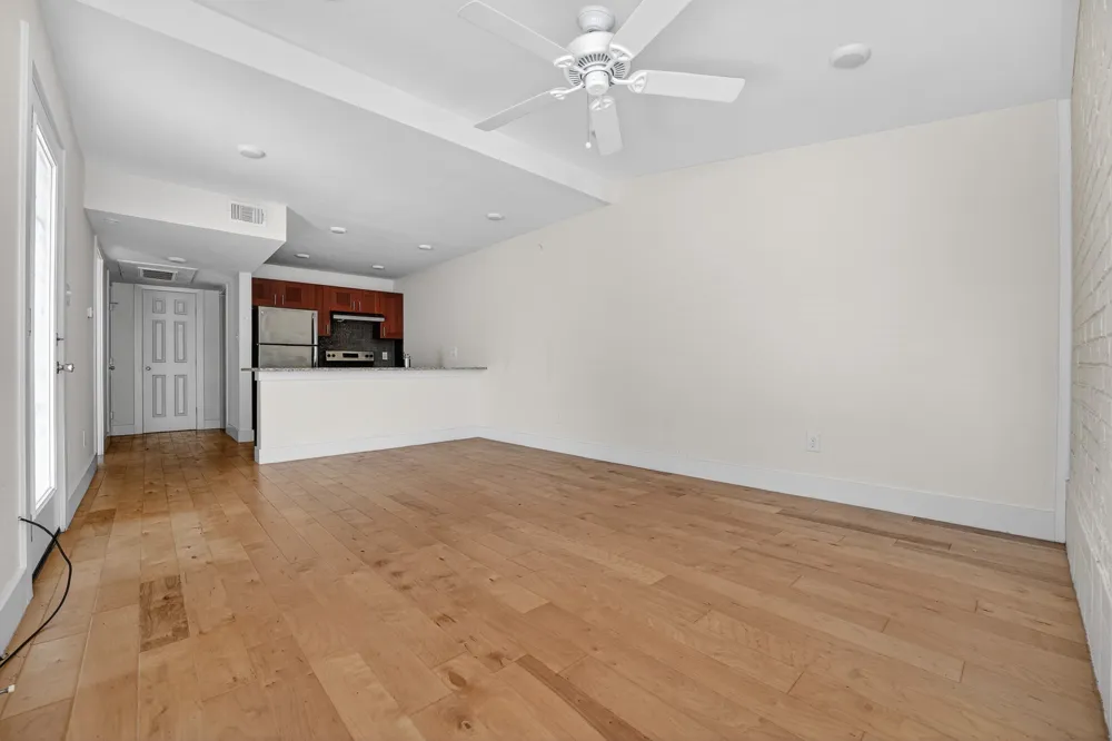909 Reinli Street #240 Austin, TX 78751
