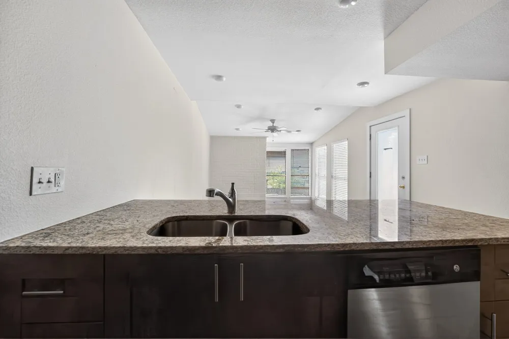 909 Reinli Street #240 Austin, TX 78751