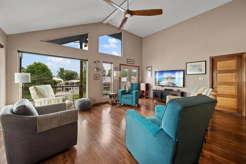 371 E Woodland Shores Drive Point Blank, TX 77364