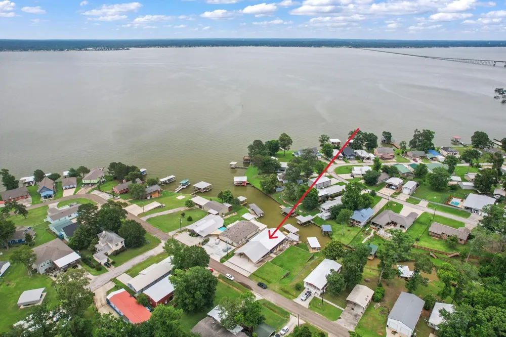 371 E Woodland Shores Drive Point Blank, TX 77364