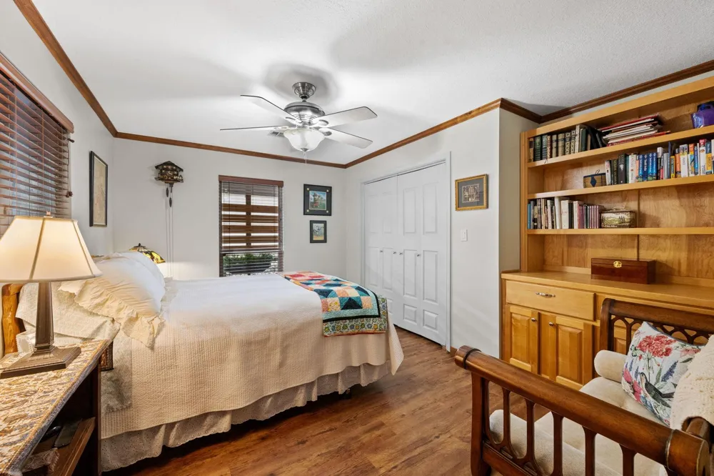 371 E Woodland Shores Drive Point Blank, TX 77364