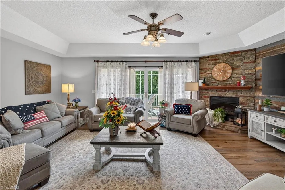 4630 Fern Creek Drive Tobaccoville, NC 27050