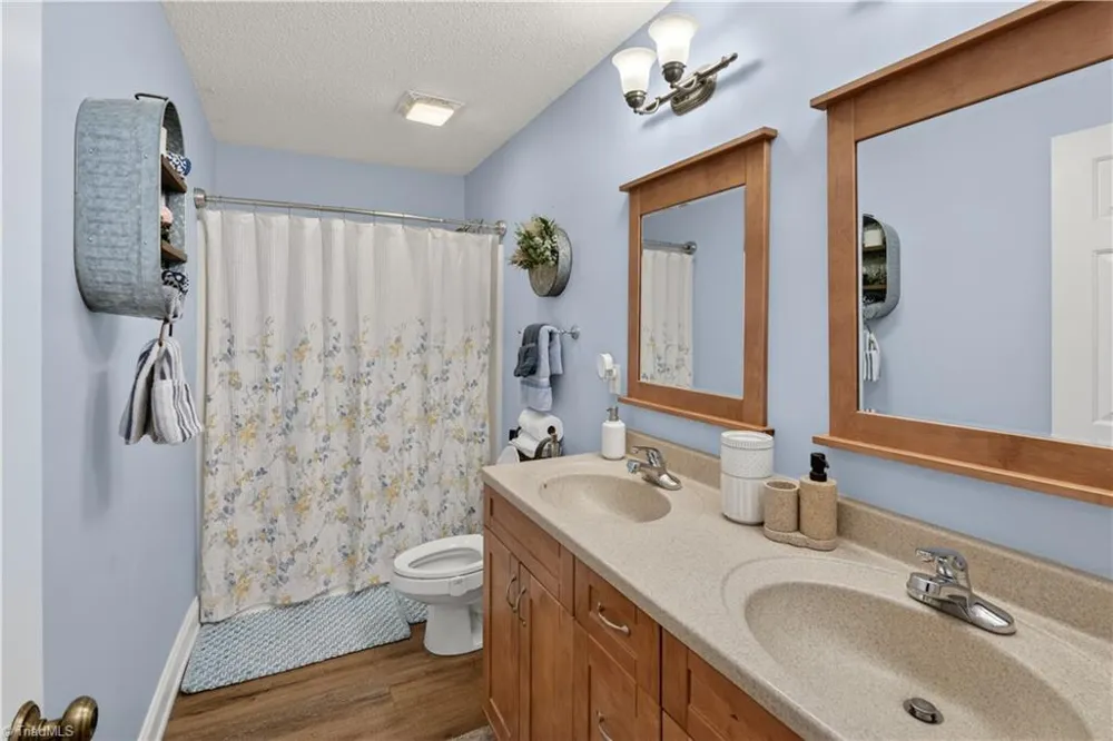 4630 Fern Creek Drive Tobaccoville, NC 27050