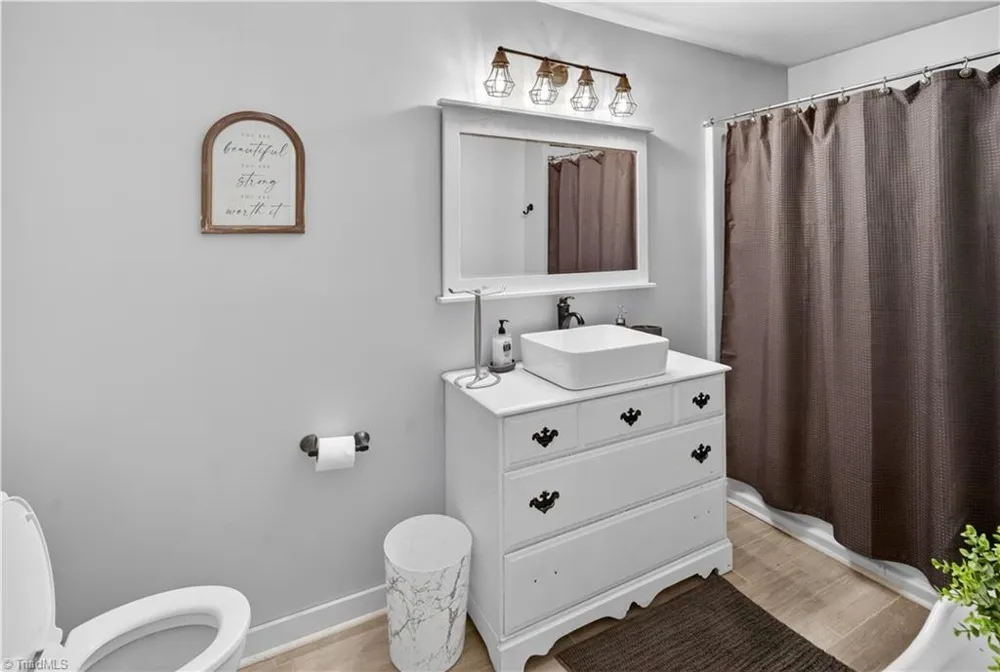 4630 Fern Creek Drive Tobaccoville, NC 27050