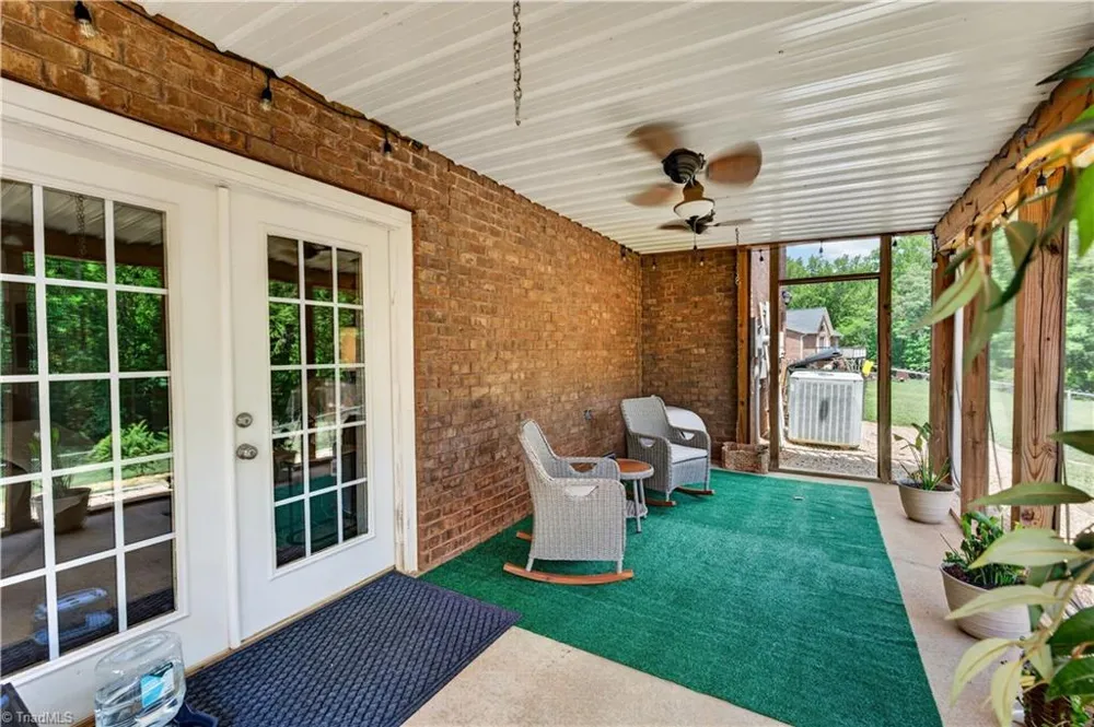 4630 Fern Creek Drive Tobaccoville, NC 27050