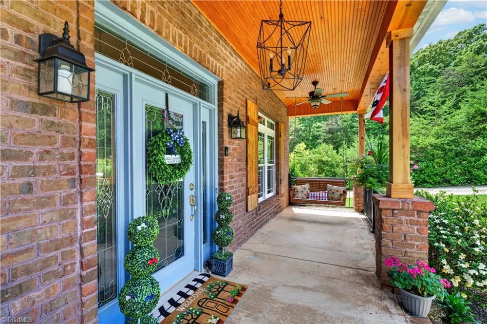 4630 Fern Creek Drive Tobaccoville, NC 27050