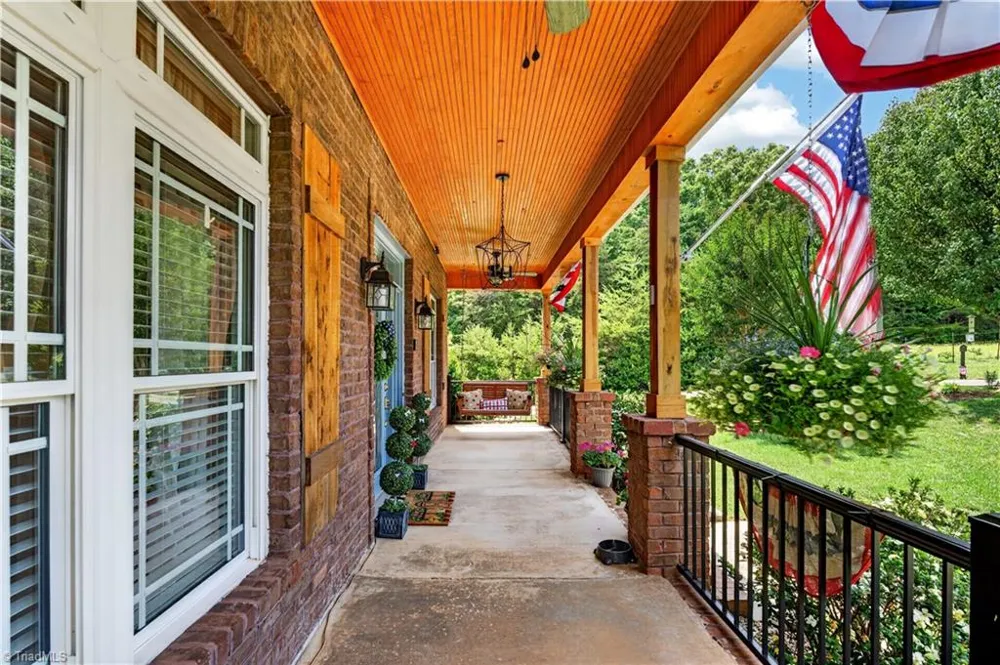 4630 Fern Creek Drive Tobaccoville, NC 27050