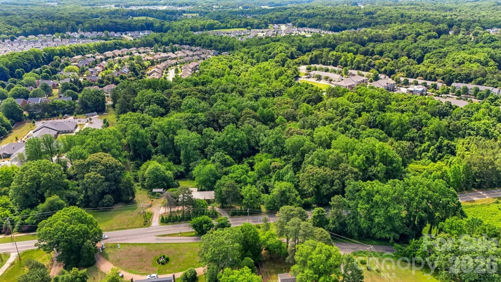 1321 Mecklenburg Highway Mooresville, NC 28115
