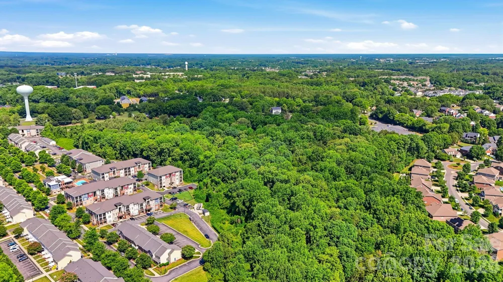 1321 Mecklenburg Highway Mooresville, NC 28115
