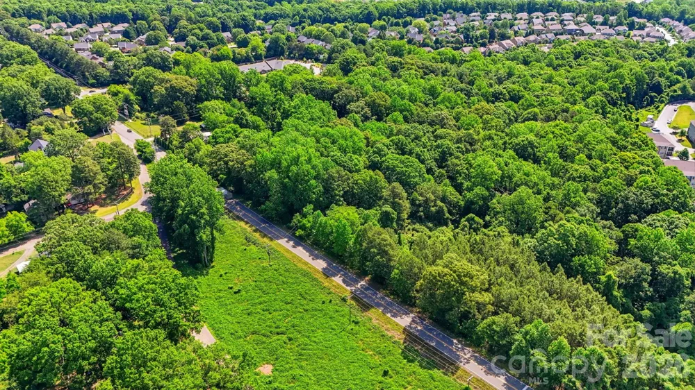 1321 Mecklenburg Highway Mooresville, NC 28115