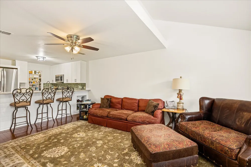 4407 Overlook Court Granbury, TX 76049