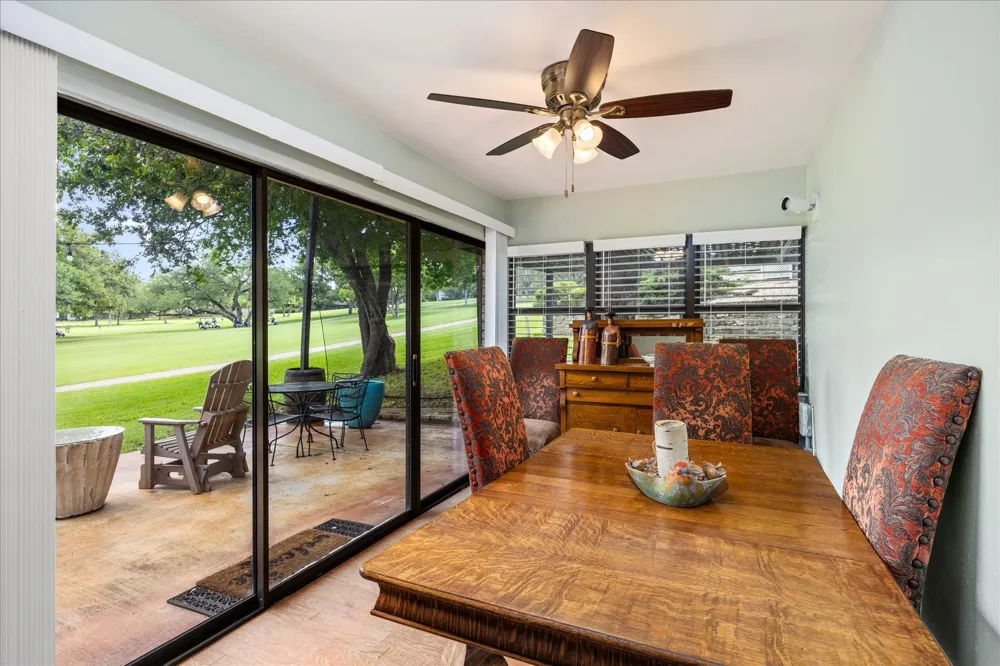 4407 Overlook Court Granbury, TX 76049
