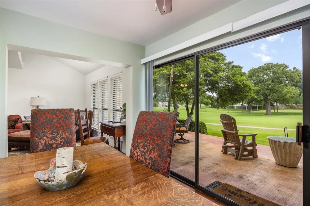 4407 Overlook Court Granbury, TX 76049