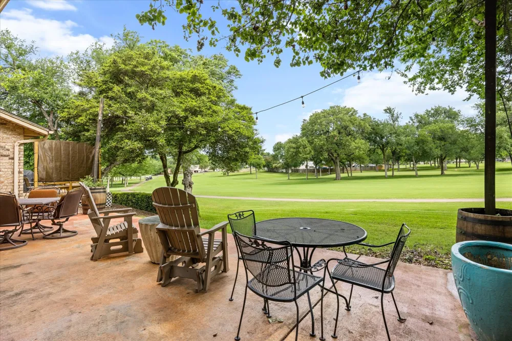 4407 Overlook Court Granbury, TX 76049