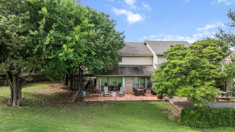 4407 Overlook Court Granbury, TX 76049