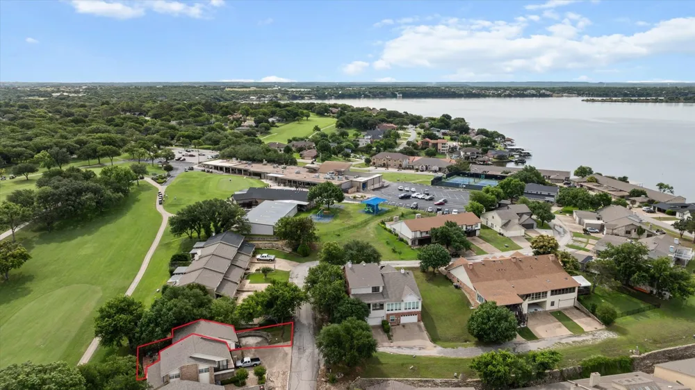 4407 Overlook Court Granbury, TX 76049