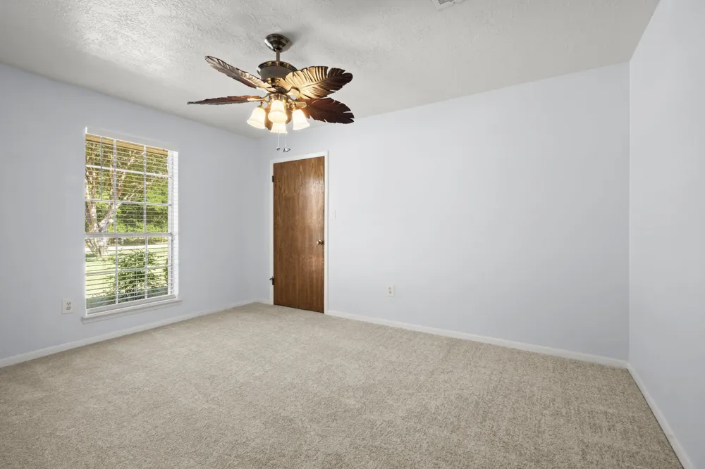 31707 Oak Crossing Magnolia, TX 77355