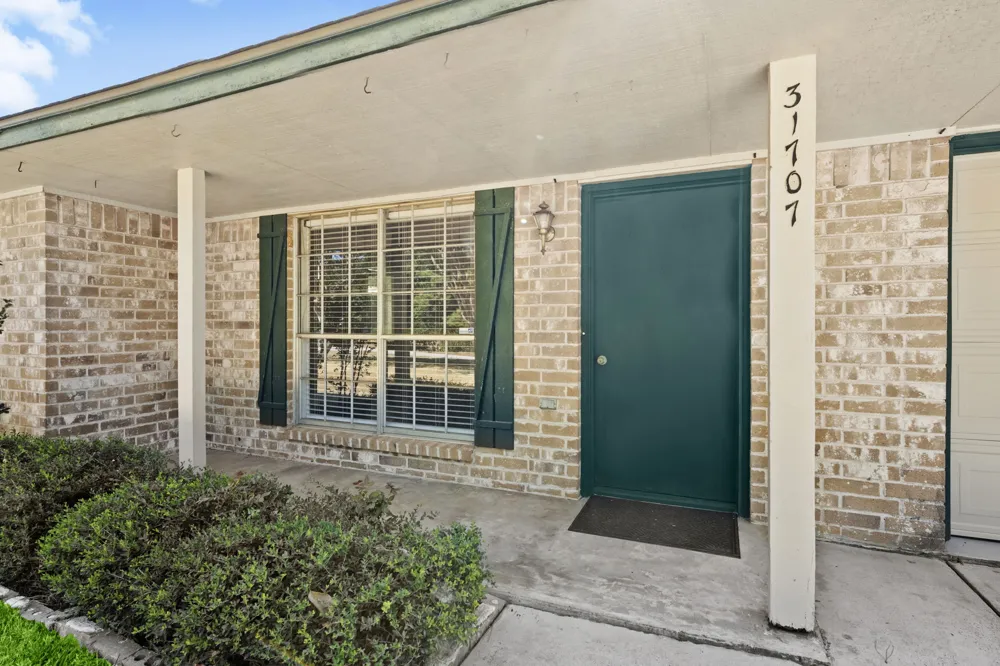 31707 Oak Crossing Magnolia, TX 77355