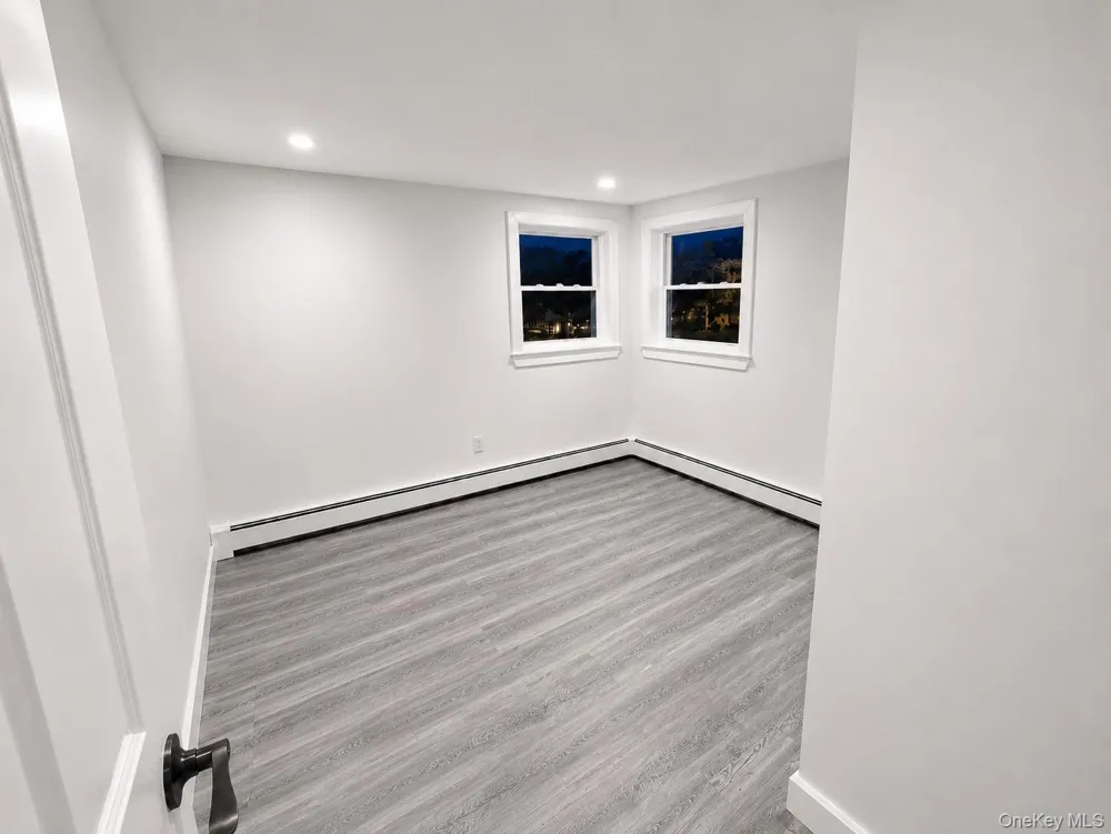 18 Merrick Road Shirley, NY 11967