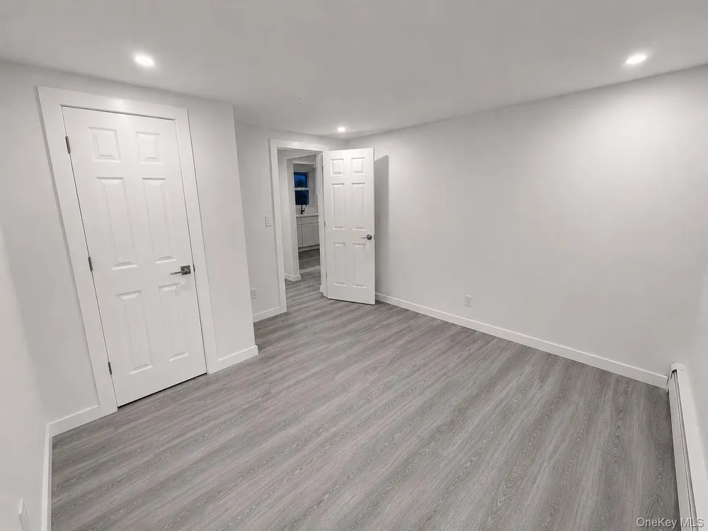 18 Merrick Road Shirley, NY 11967