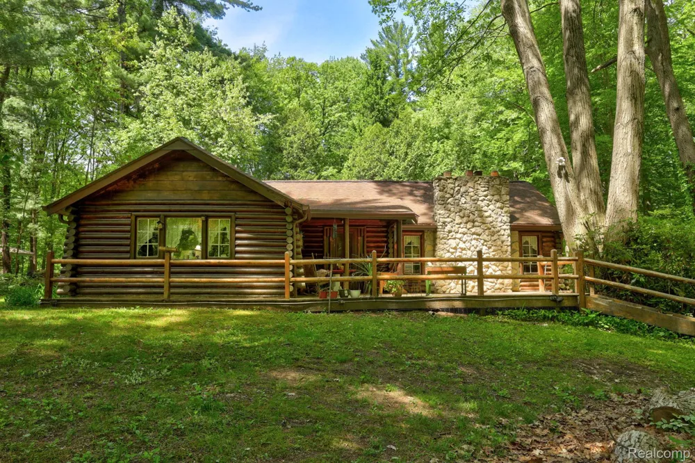 3814 S Towerline Road Bridgeport Charter Township, MI 48722