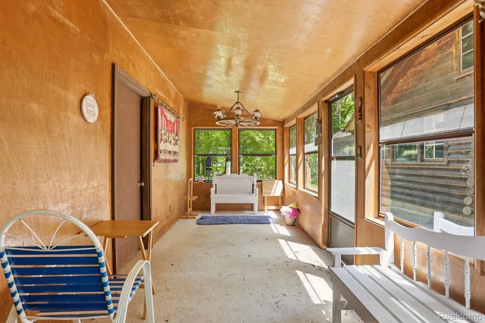 3814 S Towerline Road Bridgeport Charter Township, MI 48722