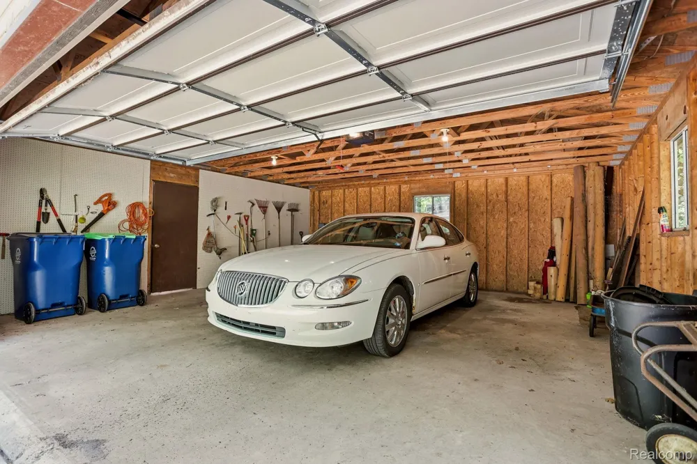 3814 S Towerline Road Bridgeport Charter Township, MI 48722