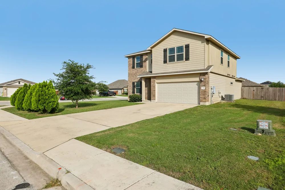 232 Evening Dusk Drive Kyle, TX 78640