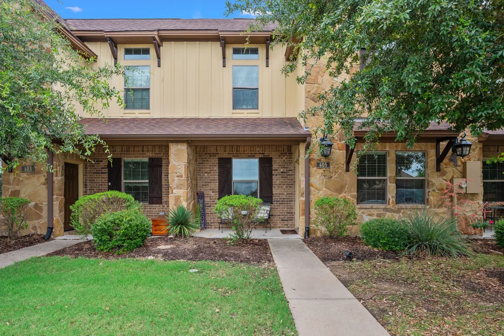 405 Momma Bear Drive College Station, TX 77845