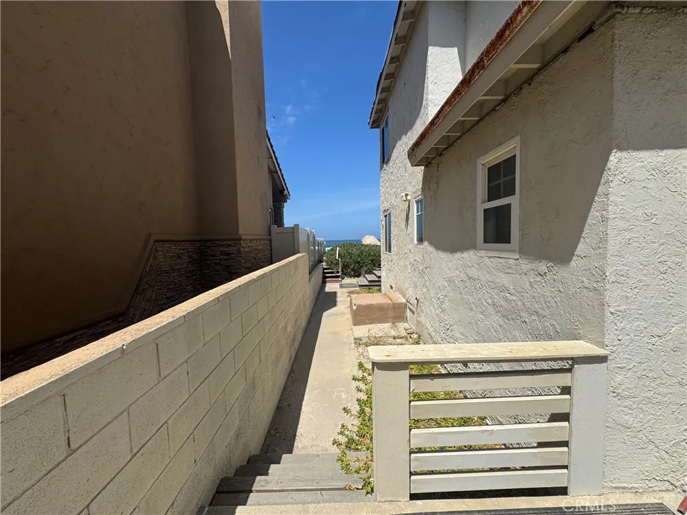 1398 Seacoast #C Imperial Beach, CA 91932