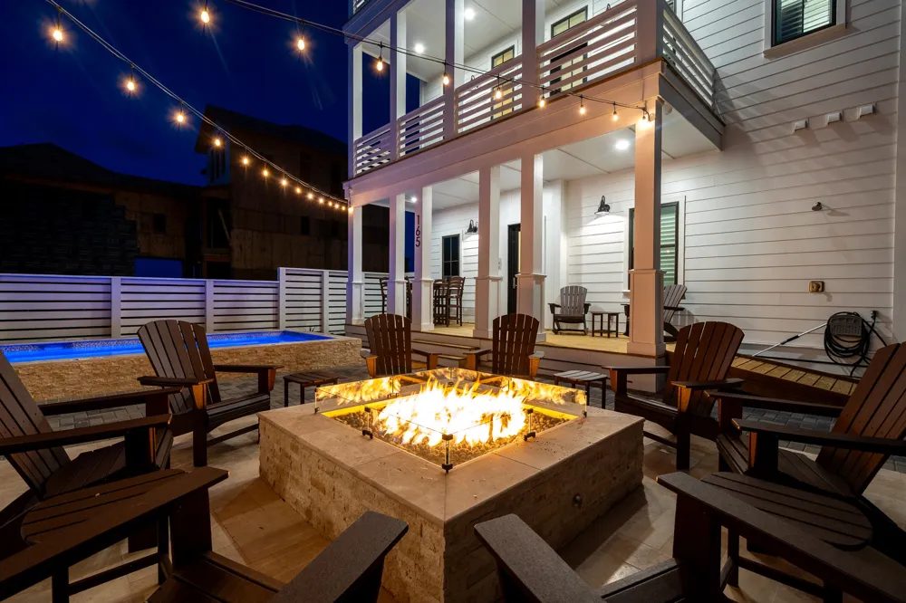 165 Triton Lane Port Aransas, TX 78373