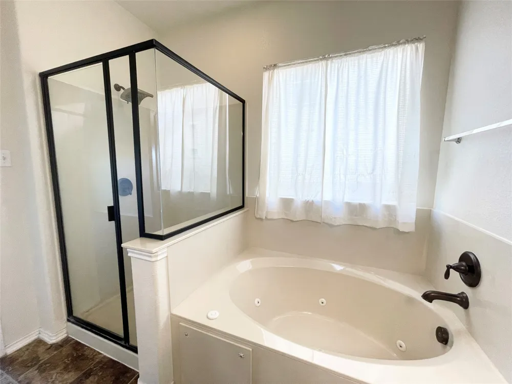 213 Connor Elkins Drive Kyle, TX 78640