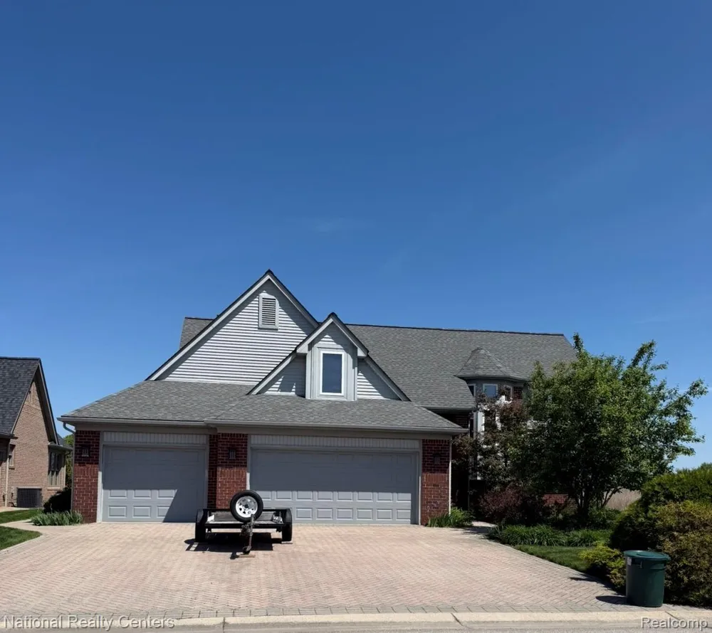 10368 Saint John Drive Algonac City, MI 48001